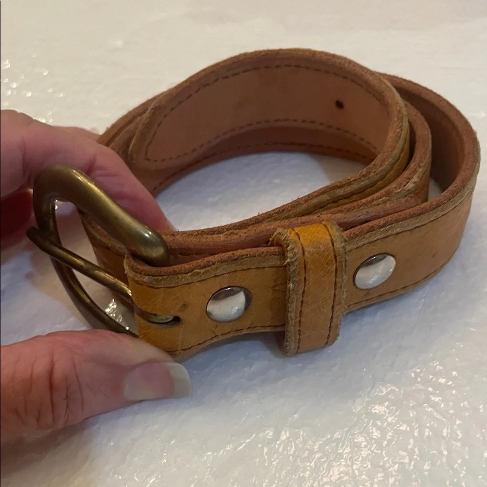 Vintage Classic Tan Leather Belt extra small women girls boys unisex